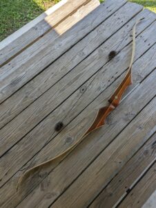 Bear "Polar" -USED- Right hand Recurve - 38#@28"