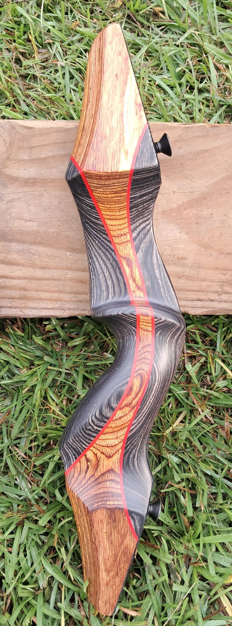 Model “Black Hunter Elite” 3 Piece Takedown Bow - RISER ONLY - Image 4