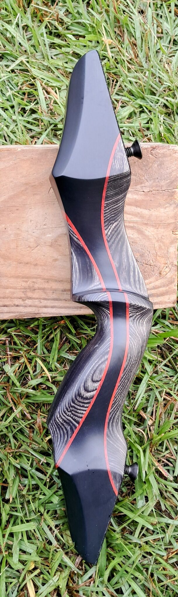 Model “Black Hunter Elite” 3 Piece Takedown Bow - RISER ONLY - Image 3