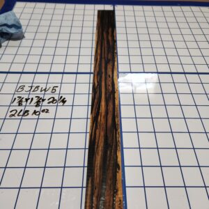 BLACK AND WHITE EBONY RISER BLOCK