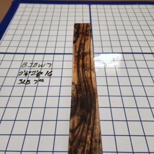 BLACK AND WHITE EBONY RISER BLOCK