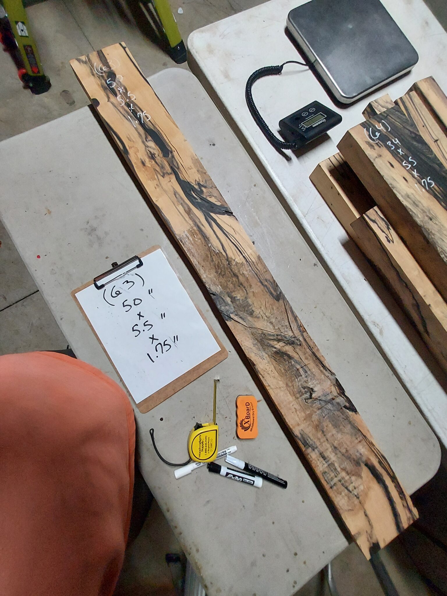 Black and White Ebony Riser Block BW63