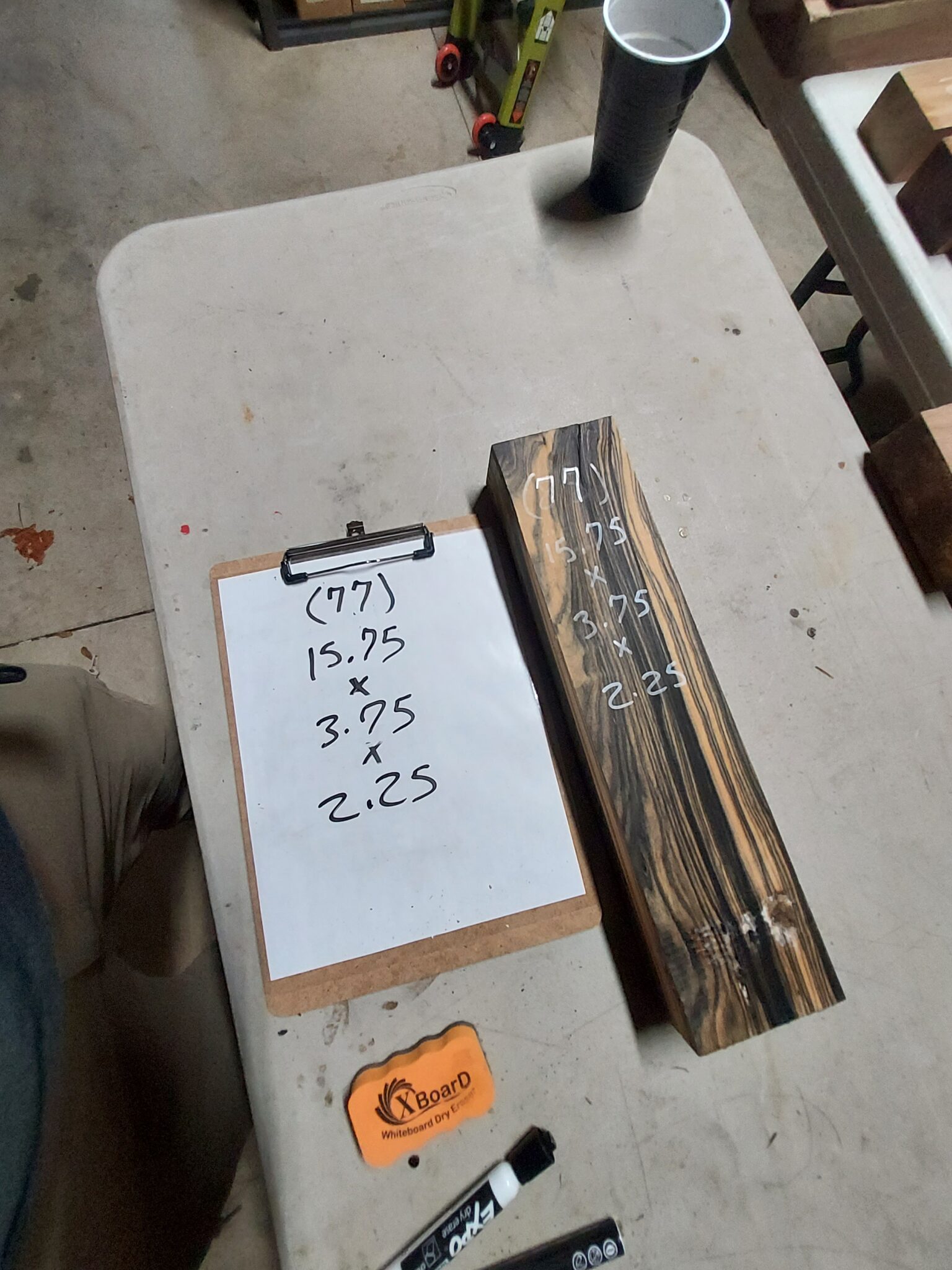 Black and white Ebony Riser Block BW77