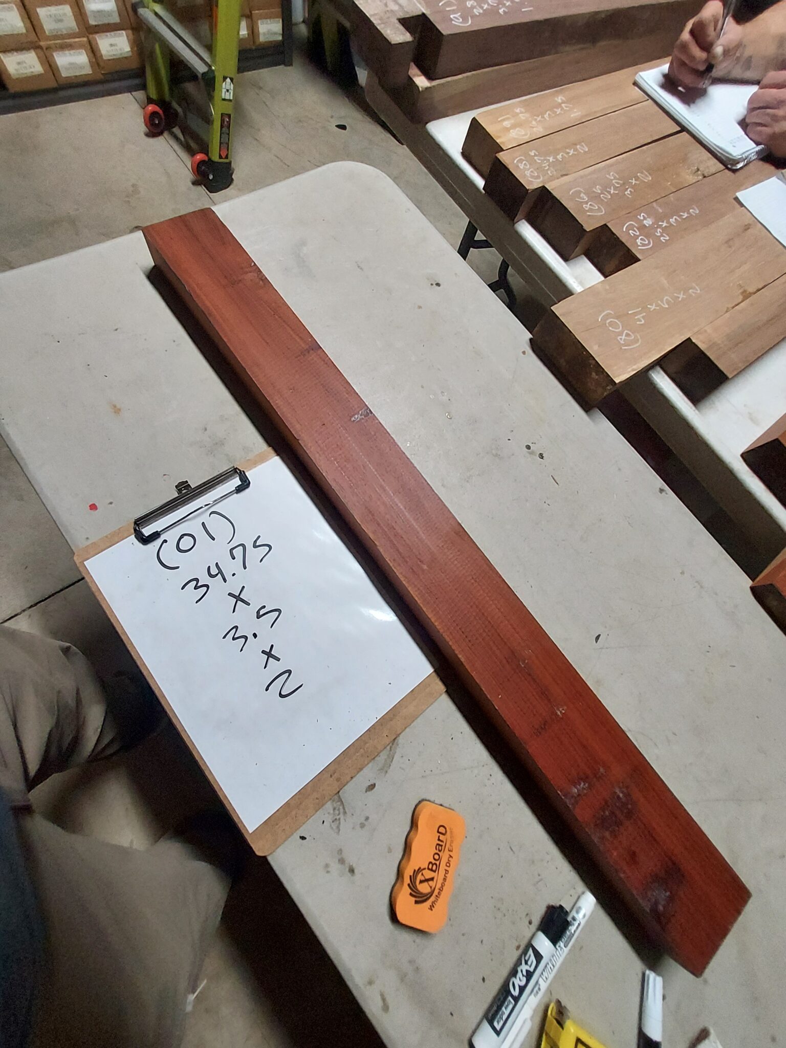 Borneo Rosewood Riser Block BR01