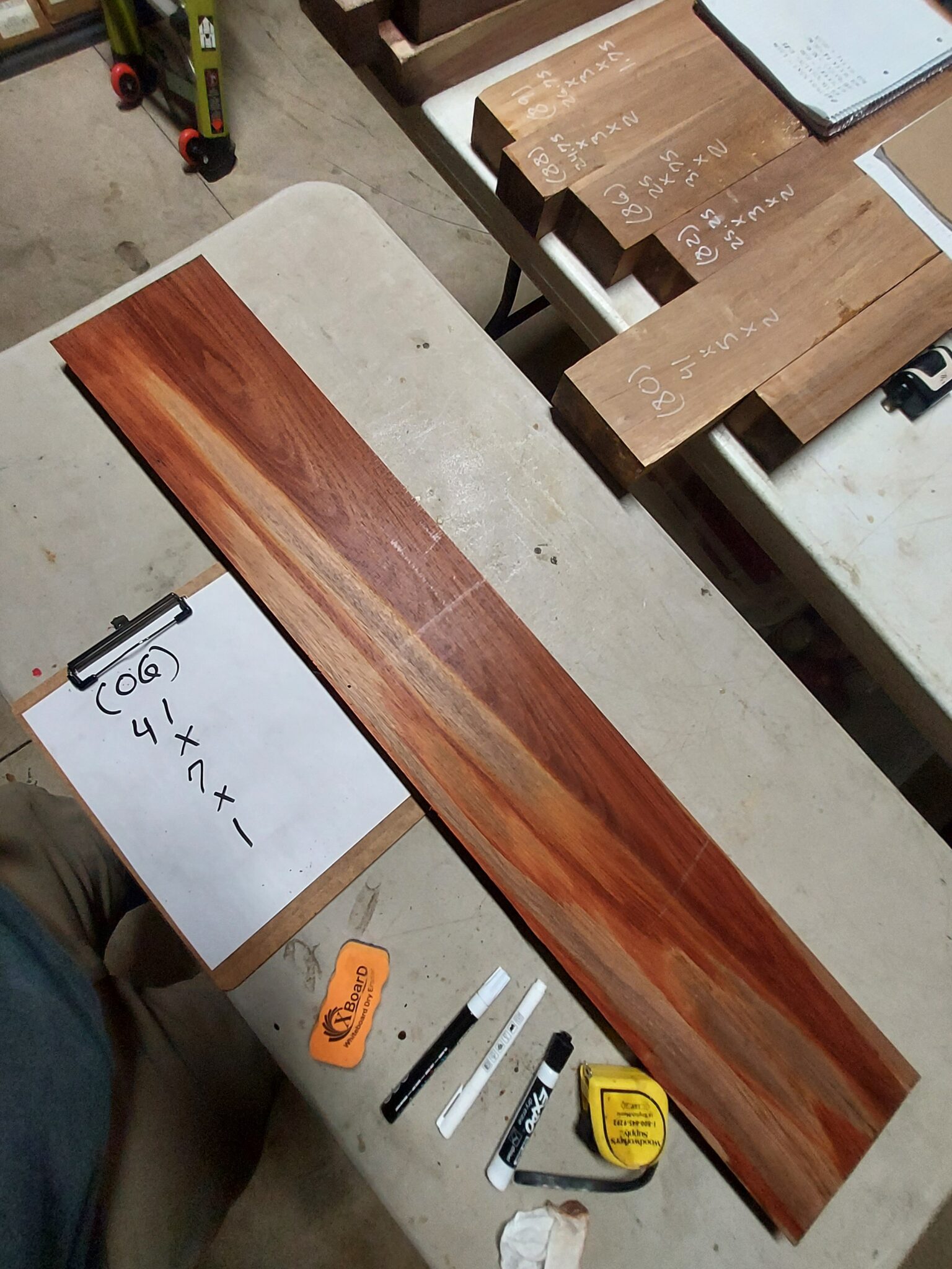 Borneo Rosewood Riser Block BR06